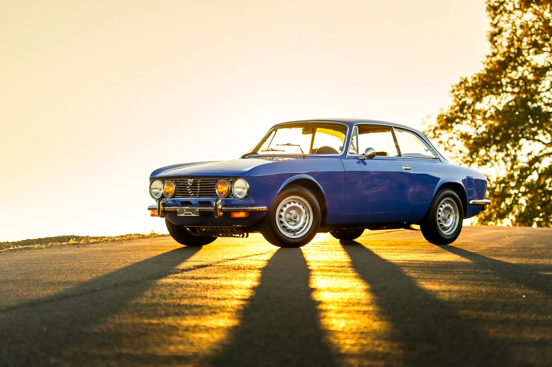 1974 Alfa Romeo 2000 GT Veloce - Image 4 of 31
