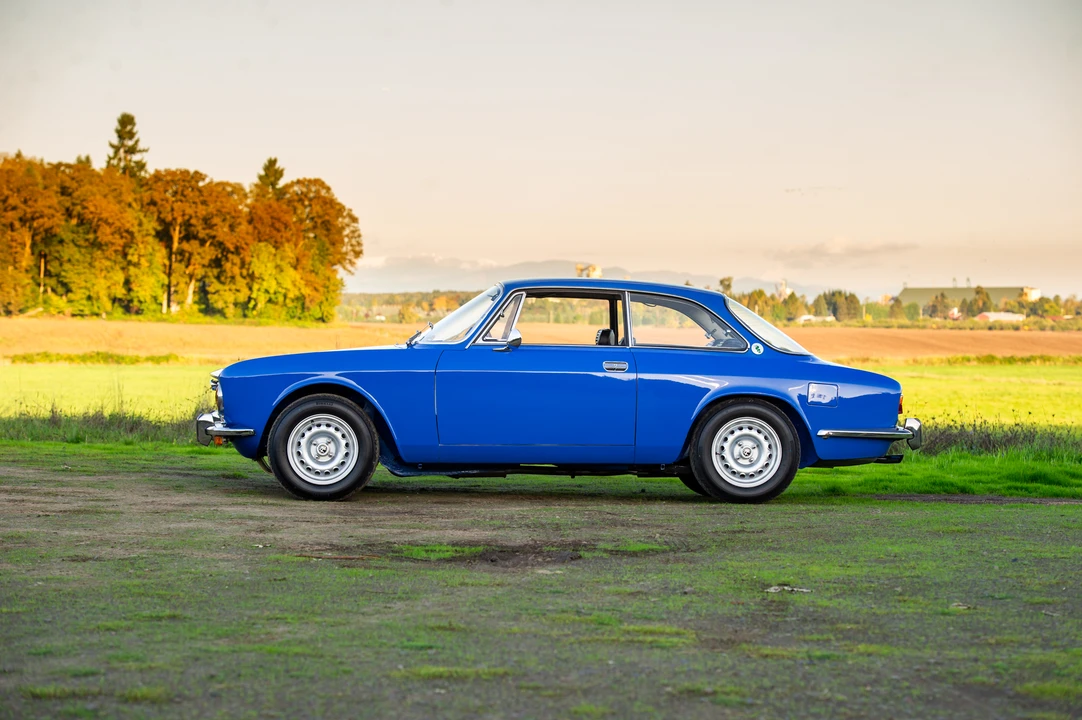 1974 Alfa Romeo 2000 GT Veloce - Image 12 of 31