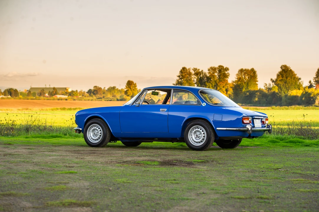 1974 Alfa Romeo 2000 GT Veloce - Image 11 of 31