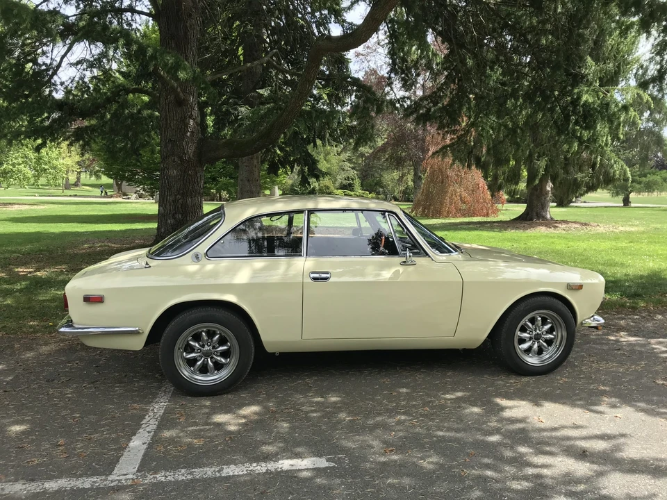 1974 Alfa Romeo 2000 GT Veloce - Image 2 of 31