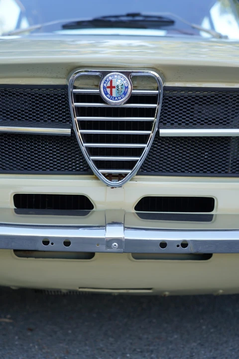 1974 Alfa Romeo 2000 GT Veloce - Image 27 of 31