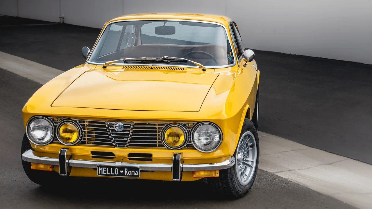 1974 Alfa Romeo 2000 GT Veloce - Image 5 of 31