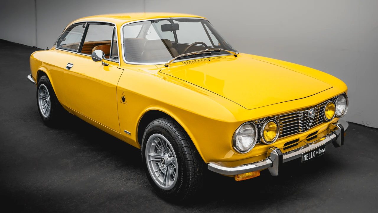 1974 Alfa Romeo 2000 GT Veloce - Image 10 of 31