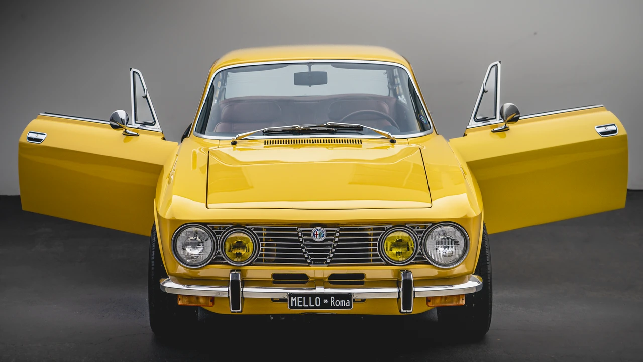 1974 Alfa Romeo 2000 GT Veloce - Image 20 of 31