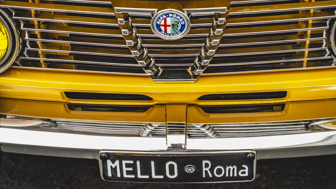 1974 Alfa Romeo 2000 GT Veloce - Image 28 of 31