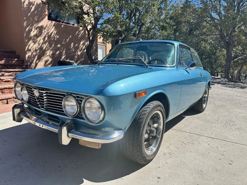 1974 Alfa Romeo 2000 GT Veloce - Image 9 of 31