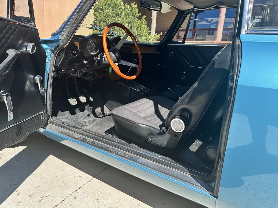 1974 Alfa Romeo 2000 GT Veloce - Image 24 of 31
