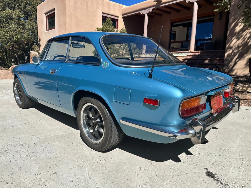 1974 Alfa Romeo 2000 GT Veloce - Image 7 of 31