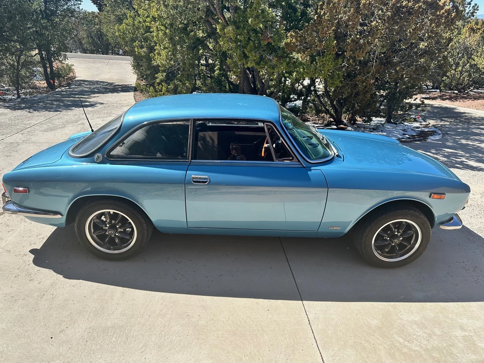 1974 Alfa Romeo 2000 GT Veloce - Image 4 of 31