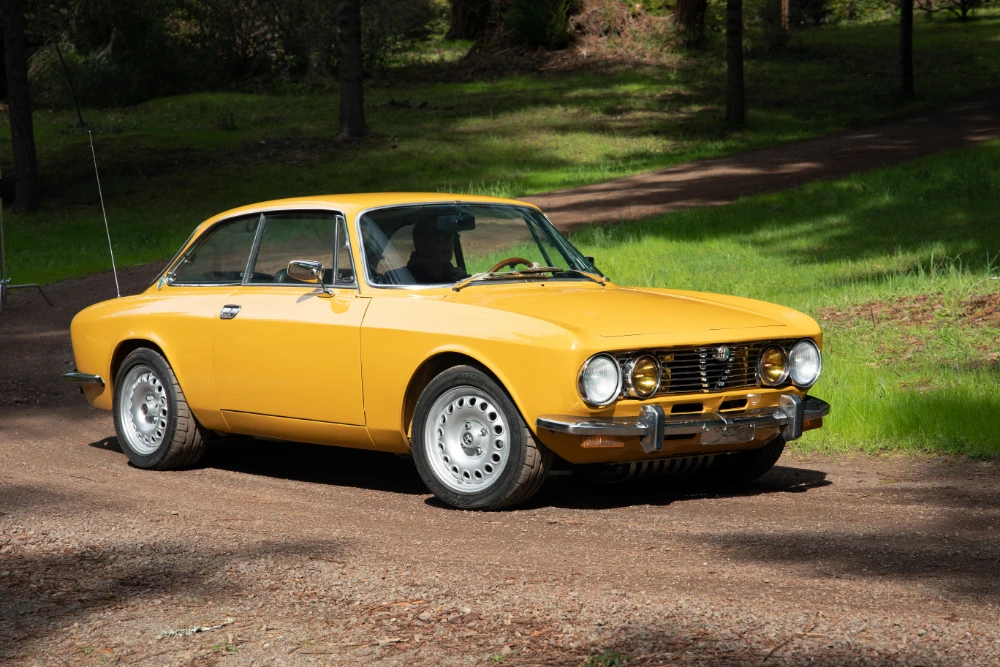 1974 Alfa Romeo 2000 GT Veloce - Image 17 of 31