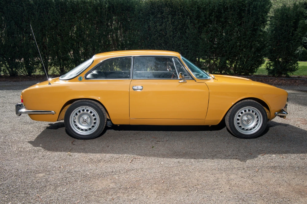 1974 Alfa Romeo 2000 GT Veloce - Image 16 of 31