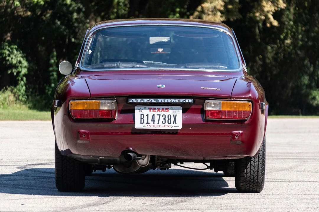1974 Alfa Romeo 2000 GT Veloce - Image 10 of 31