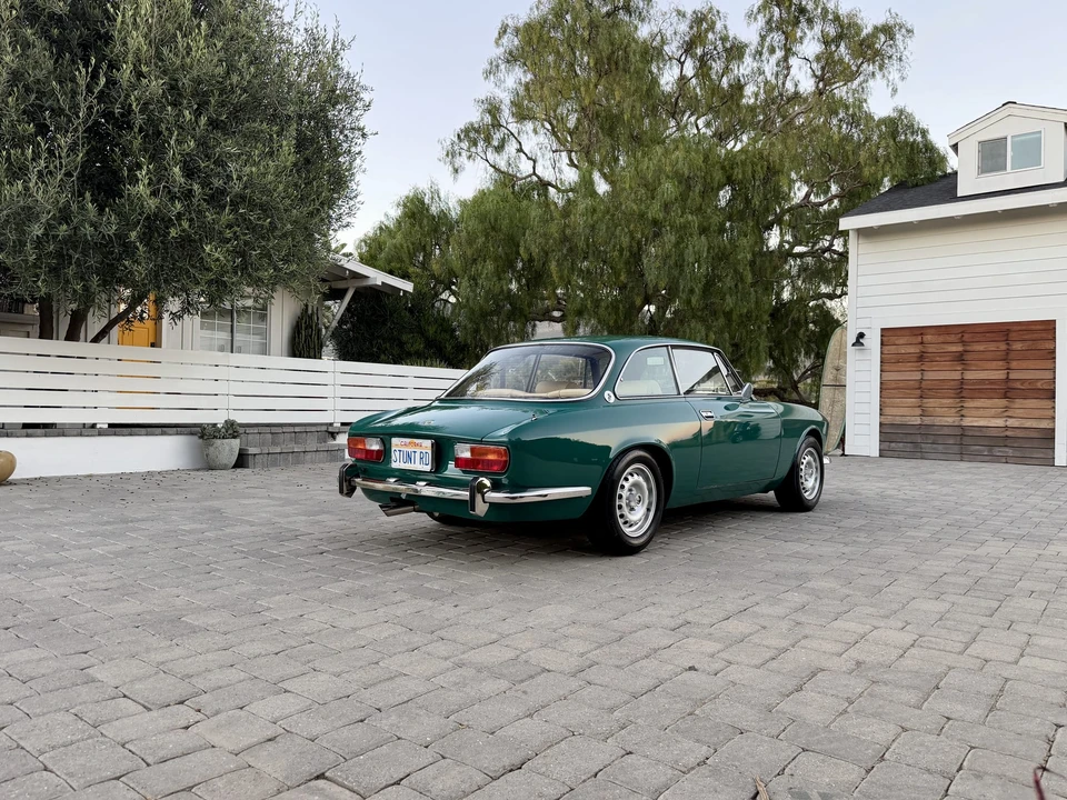 1974 Alfa Romeo 2000 GT Veloce - Image 28 of 31