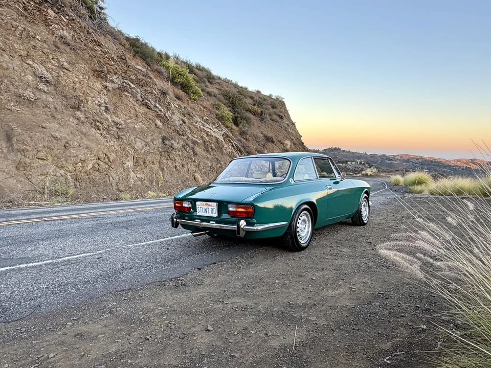 1974 Alfa Romeo 2000 GT Veloce - Image 18 of 31