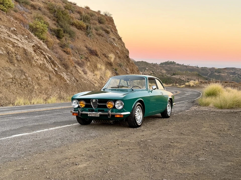 1974 Alfa Romeo 2000 GT Veloce - Image 7 of 31