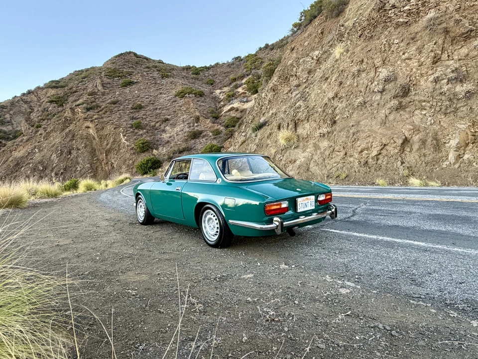 1974 Alfa Romeo 2000 GT Veloce - Image 11 of 31