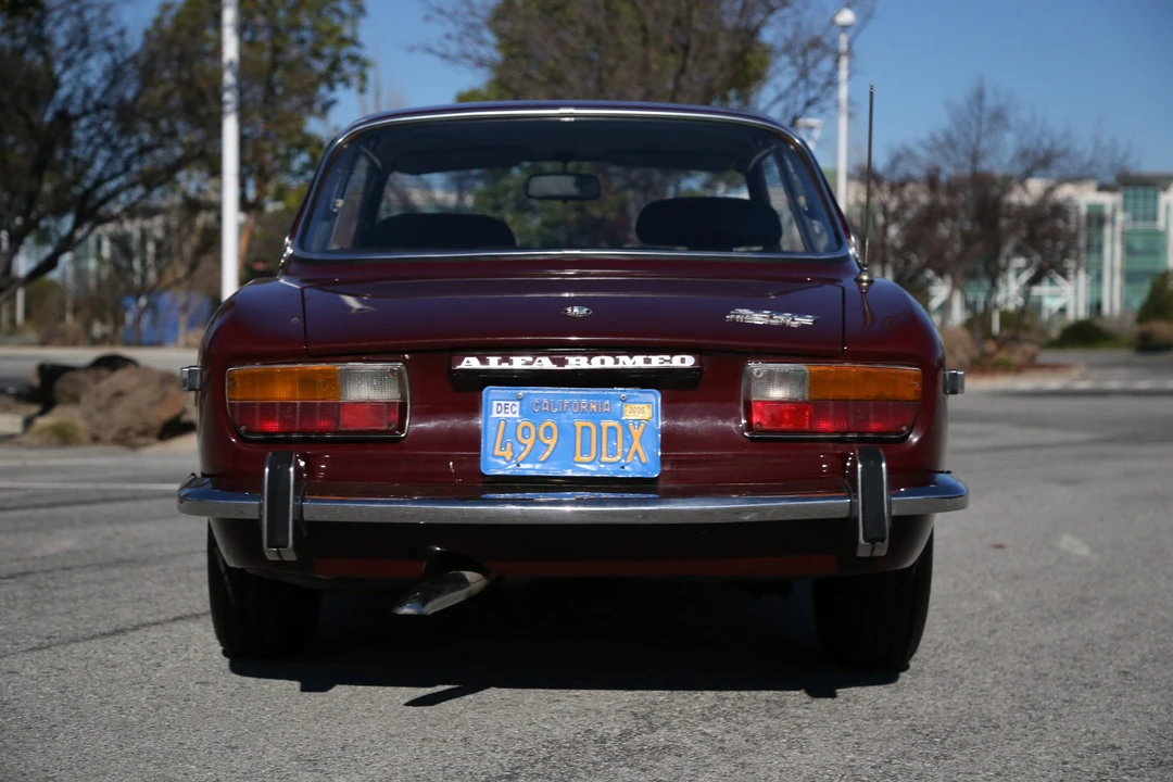 1974 Alfa Romeo 2000 GT Veloce - Image 9 of 31