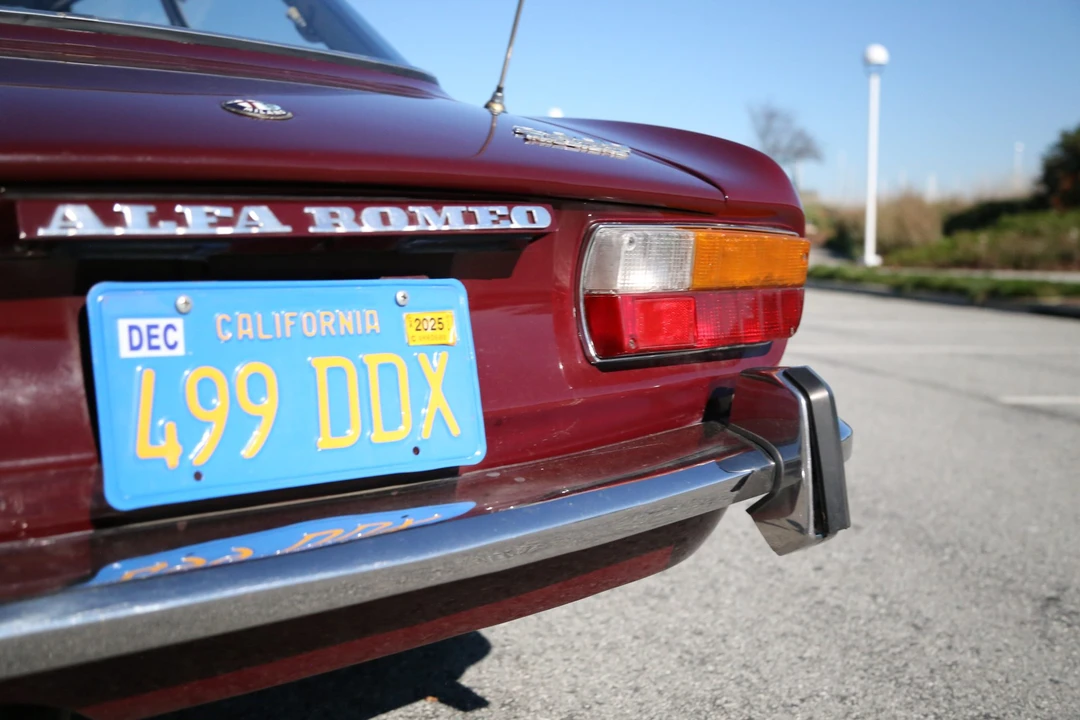 1974 Alfa Romeo 2000 GT Veloce - Image 25 of 31