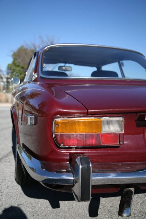 1974 Alfa Romeo 2000 GT Veloce - Image 24 of 31