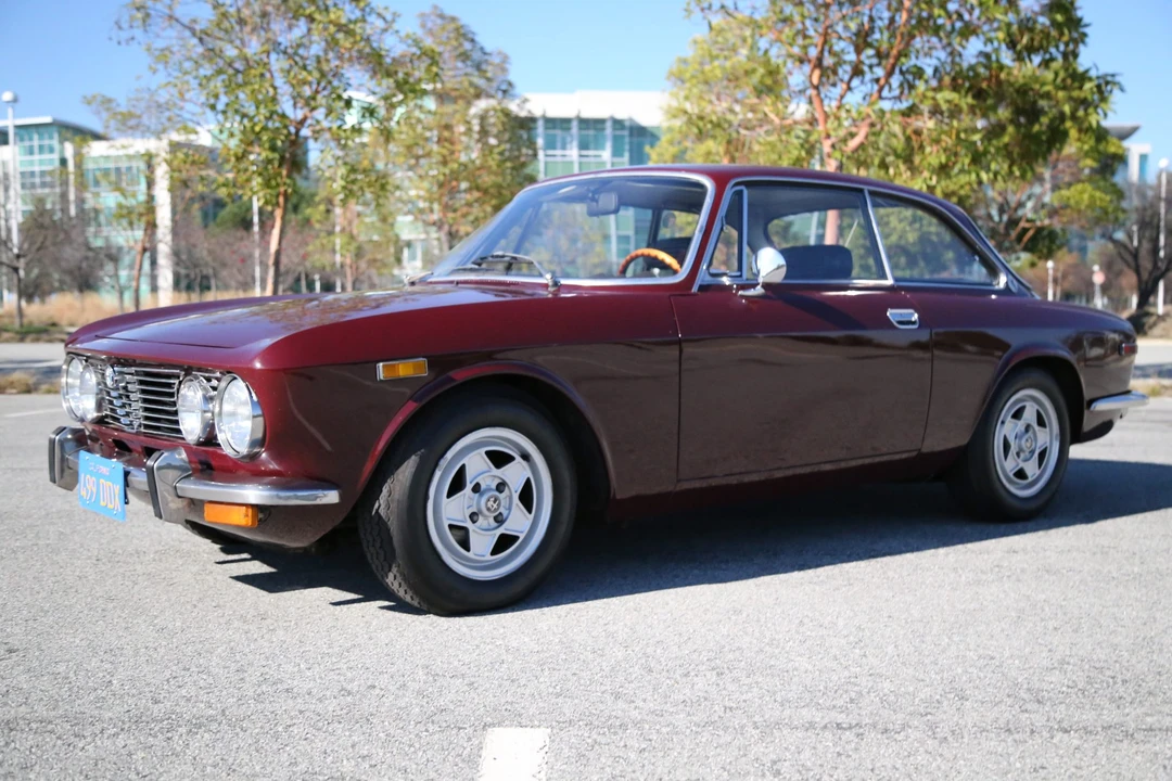 1974 Alfa Romeo 2000 GT Veloce - Image 4 of 31