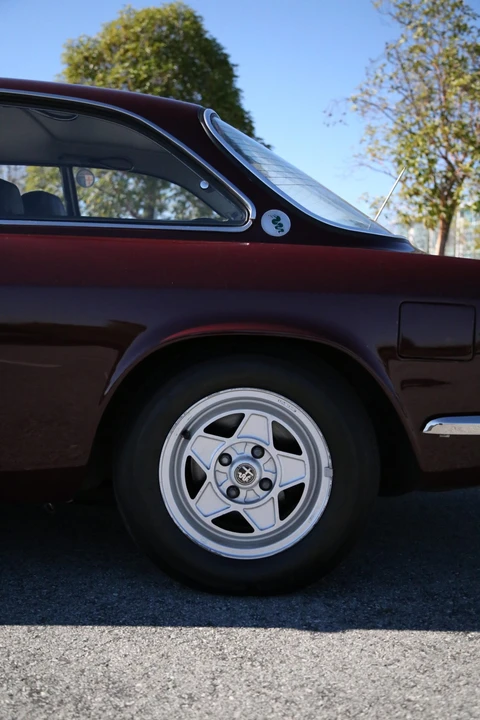 1974 Alfa Romeo 2000 GT Veloce - Image 21 of 31