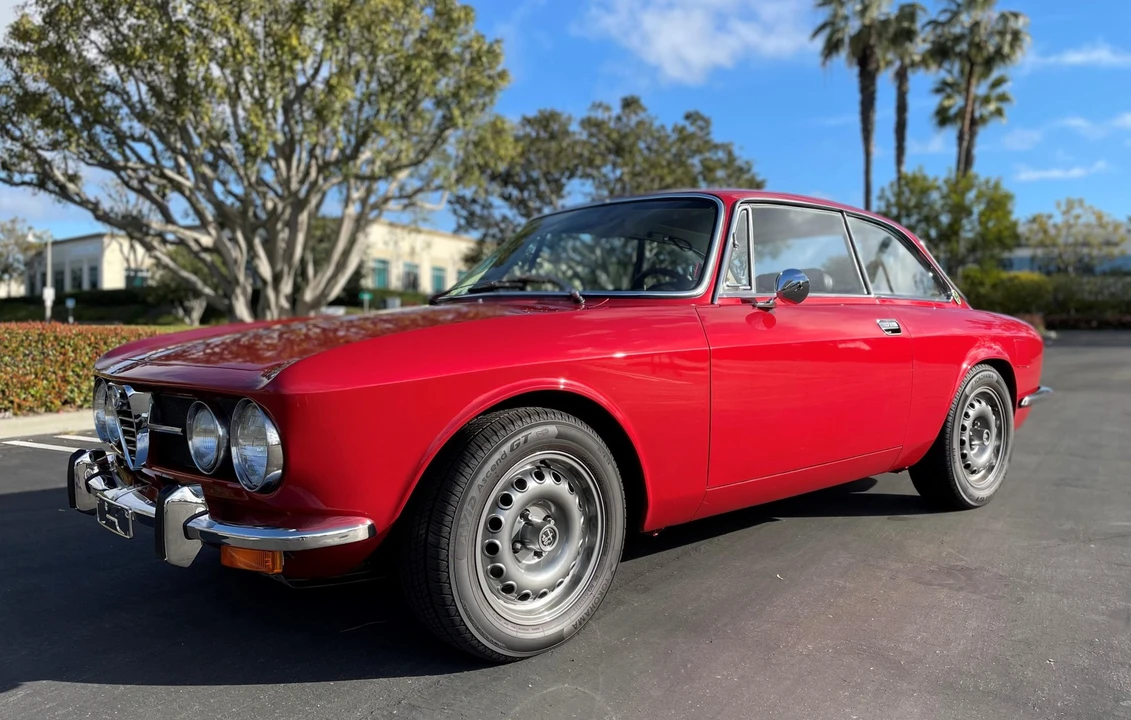 1974 Alfa Romeo 2000 GT Veloce - Image 6 of 31