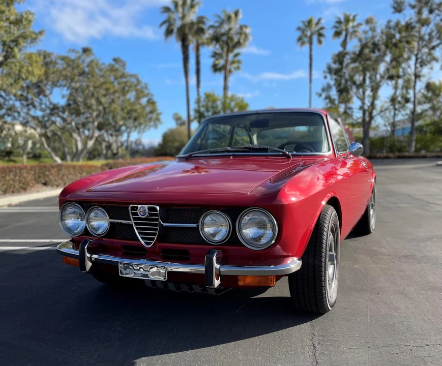 1974 Alfa Romeo 2000 GT Veloce - Image 9 of 31