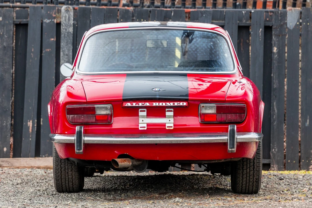 1974 Alfa Romeo 2000 GT Veloce - Image 4 of 31