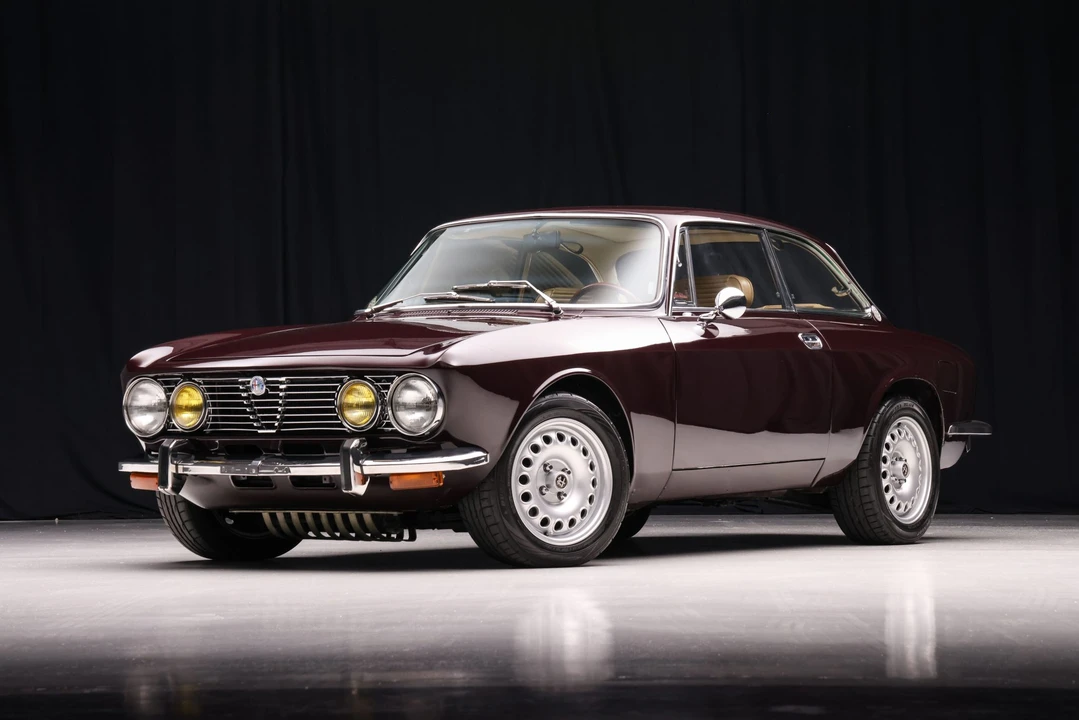 1974 Alfa Romeo 2000 GT Veloce - Image 6 of 31