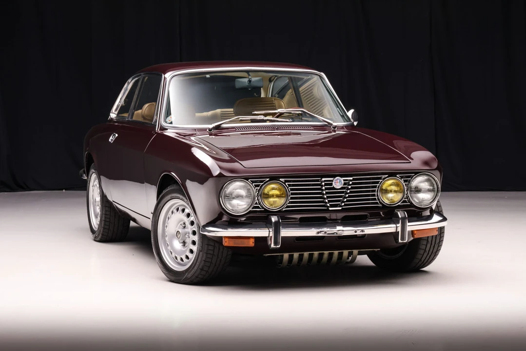1974 Alfa Romeo 2000 GT Veloce - Image 23 of 31