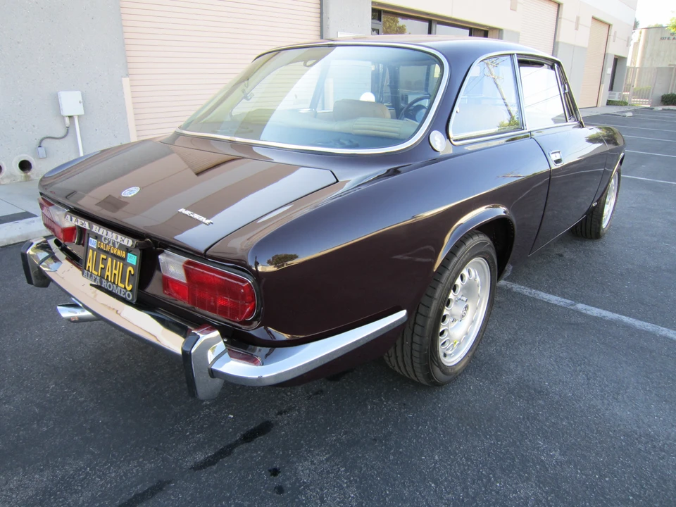 1974 Alfa Romeo 2000 GT Veloce - Image 31 of 31