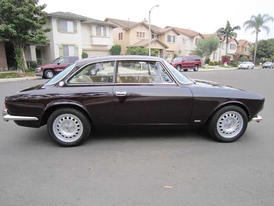 1974 Alfa Romeo 2000 GT Veloce - Image 8 of 31