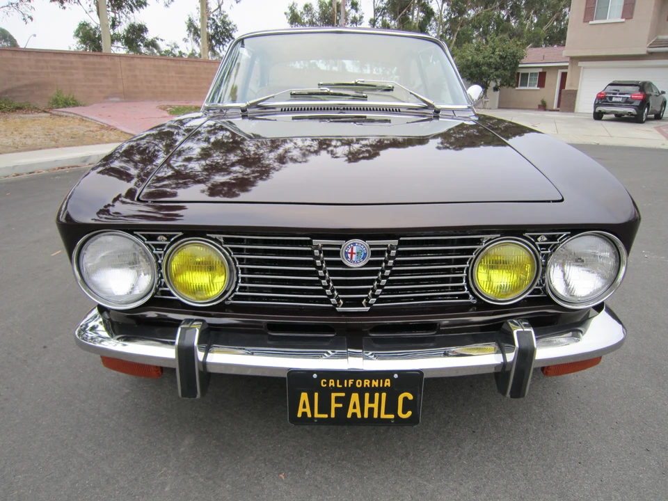 1974 Alfa Romeo 2000 GT Veloce - Image 5 of 31