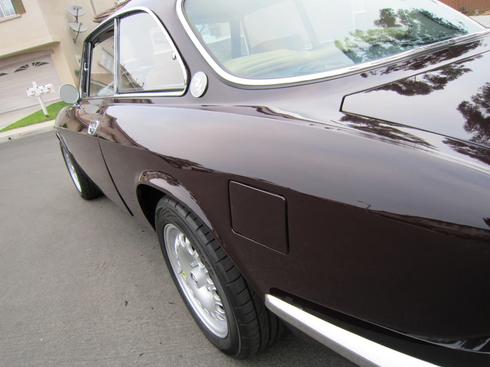1974 Alfa Romeo 2000 GT Veloce - Image 17 of 31