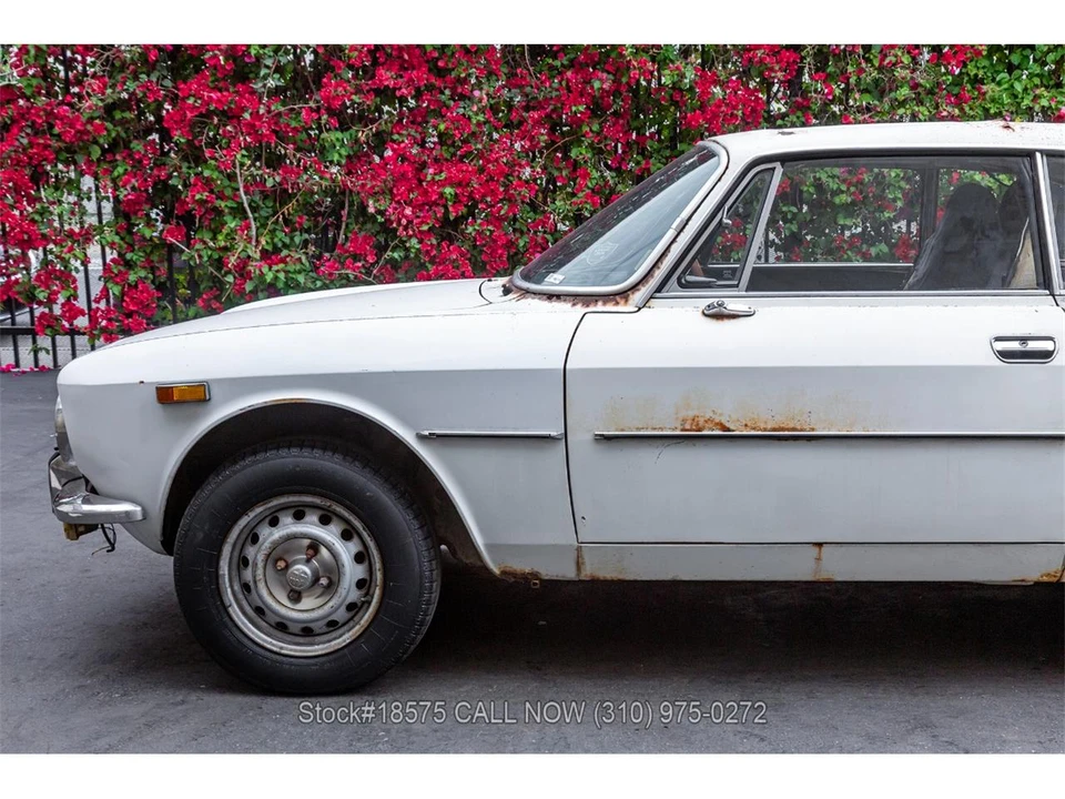 1974 Alfa Romeo Alfetta GT - Image 11 of 31