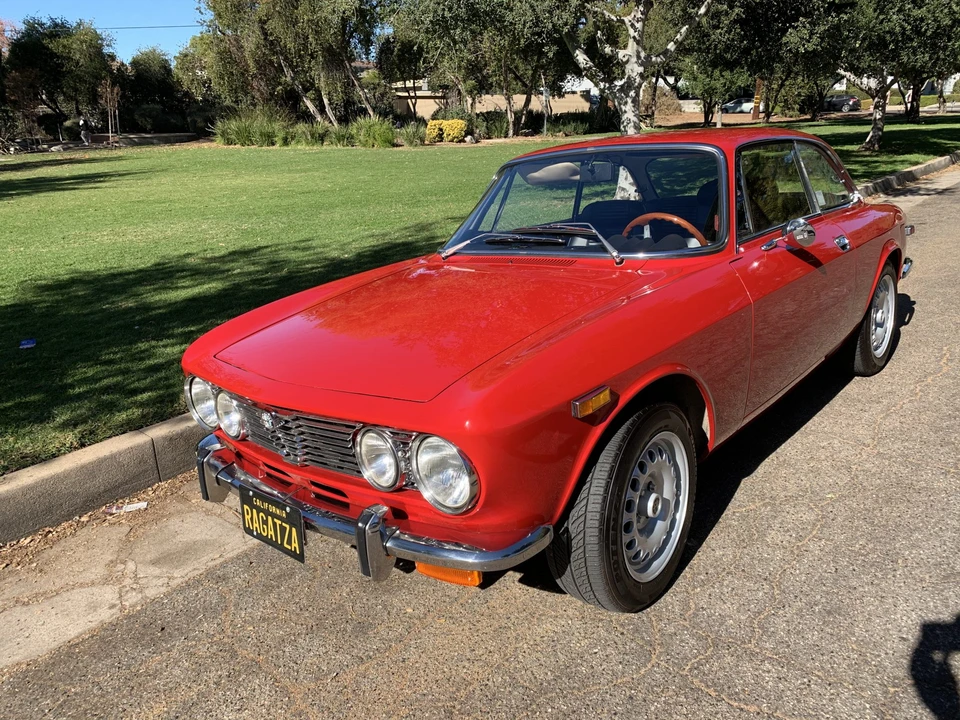 1974 Alfa Romeo 2000 GT Veloce - Image 3 of 31