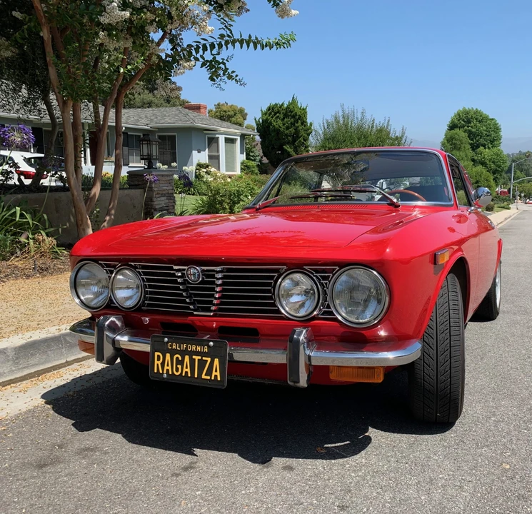 1974 Alfa Romeo 2000 GT Veloce - Image 17 of 31