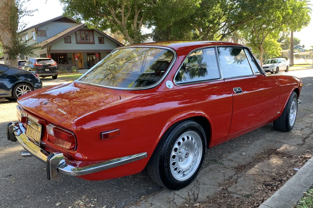 1974 Alfa Romeo 2000 GT Veloce - Image 6 of 31
