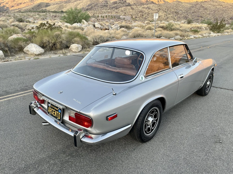 1974 Alfa Romeo 2000 GT Veloce - Image 14 of 31