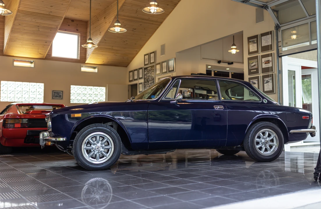 1974 Alfa Romeo 2000 GT Veloce - Image 3 of 31