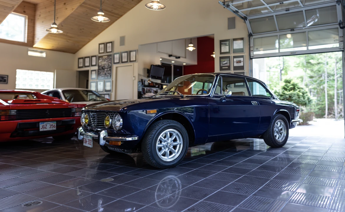 1974 Alfa Romeo 2000 GT Veloce - Image 2 of 31
