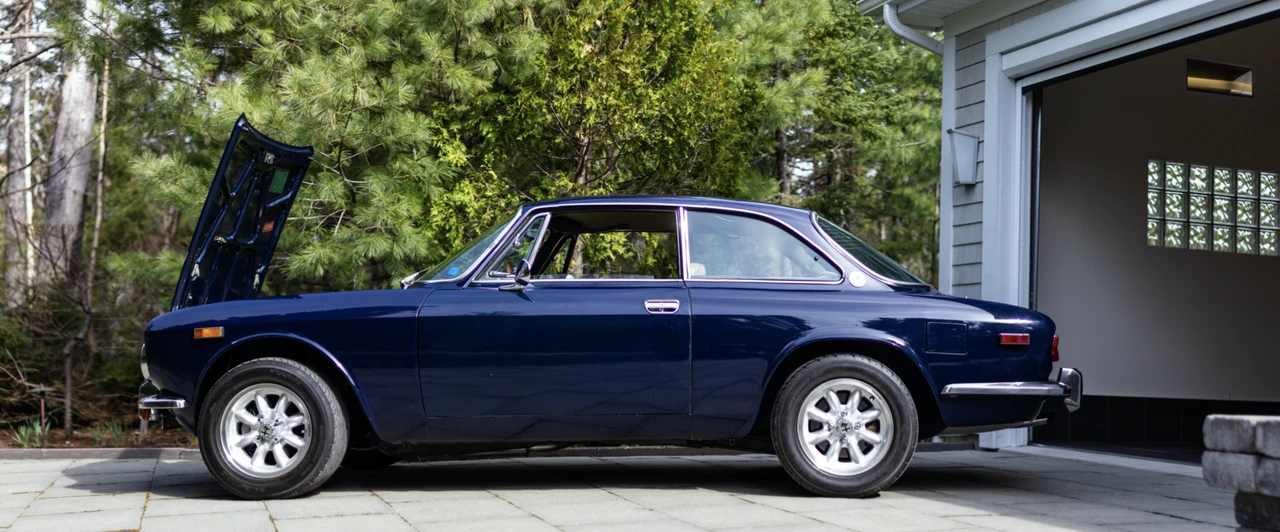 1974 Alfa Romeo 2000 GT Veloce - Image 4 of 31