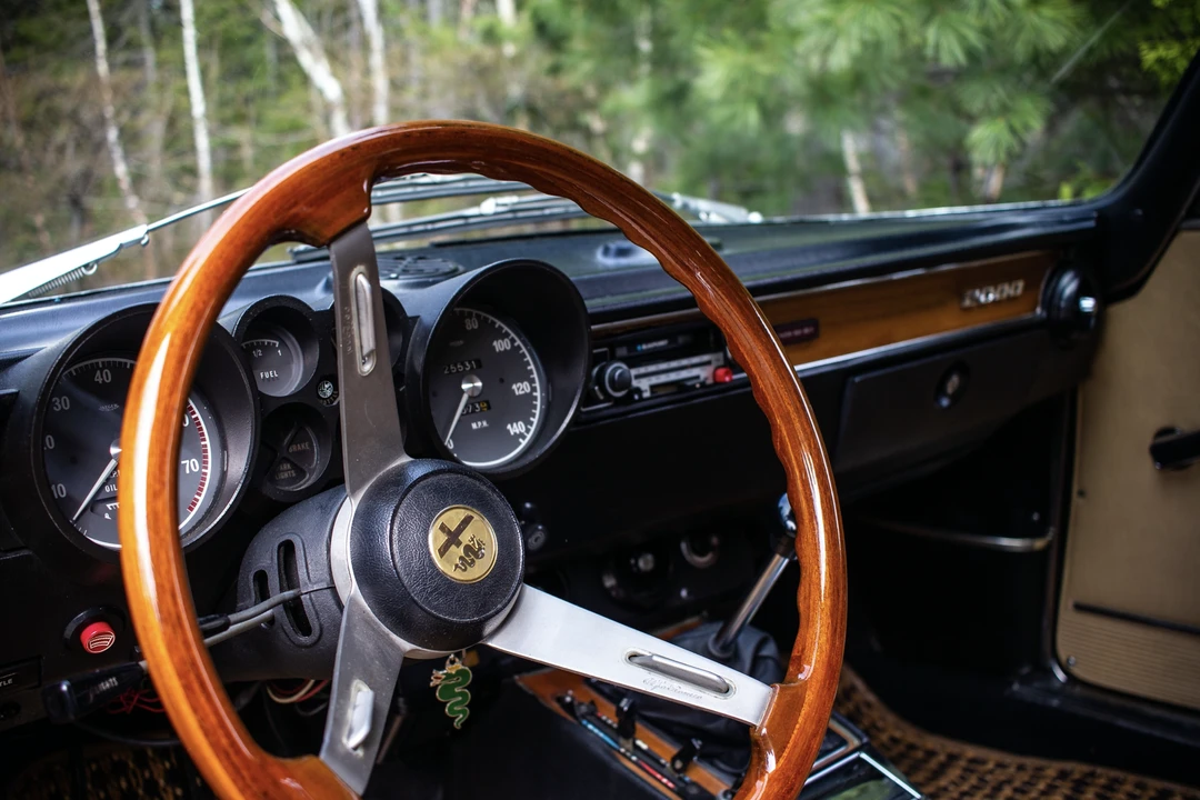 1974 Alfa Romeo 2000 GT Veloce - Image 27 of 31