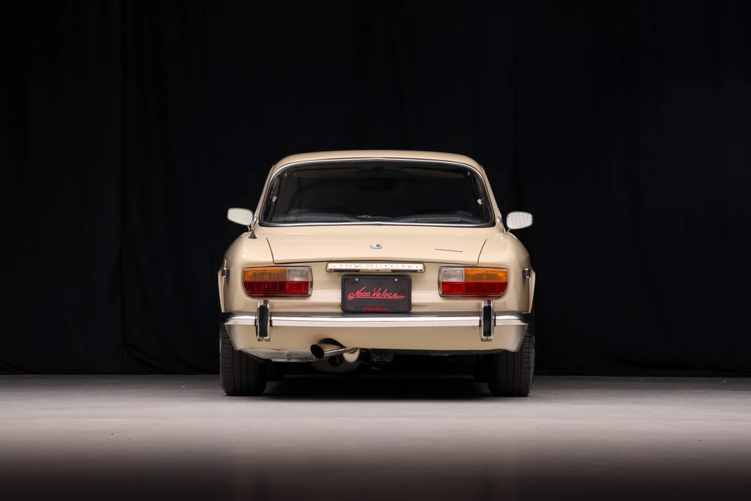 1974 Alfa Romeo 2000 GT Veloce - Image 19 of 31