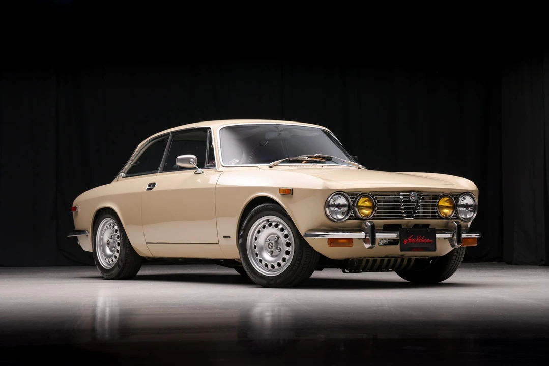 1974 Alfa Romeo 2000 GT Veloce - Image 10 of 31