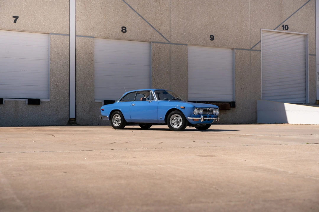 1974 Alfa Romeo 2000 GT Veloce - Image 22 of 31