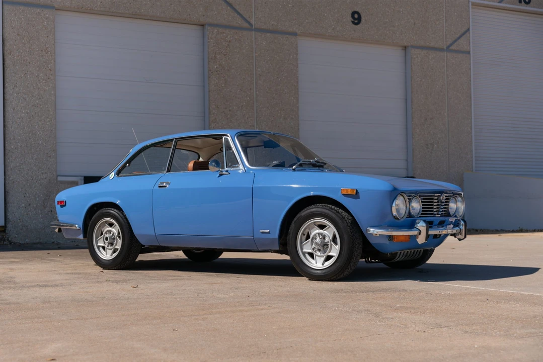 1974 Alfa Romeo 2000 GT Veloce - Image 26 of 31