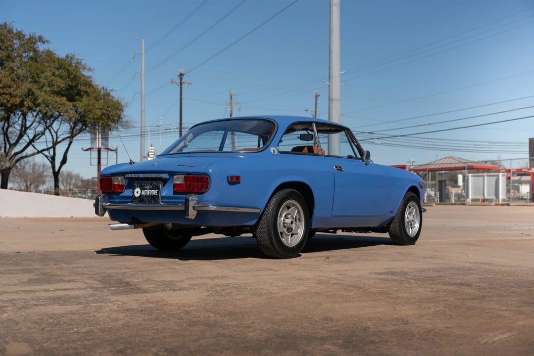 1974 Alfa Romeo 2000 GT Veloce - Image 31 of 31