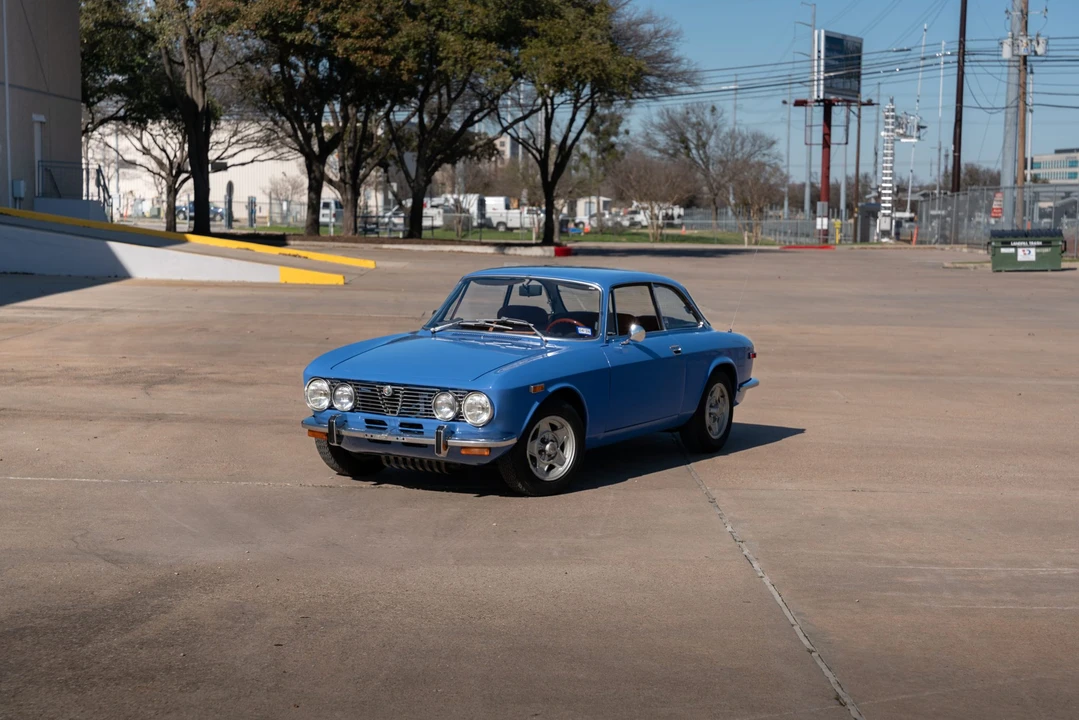 1974 Alfa Romeo 2000 GT Veloce - Image 9 of 31