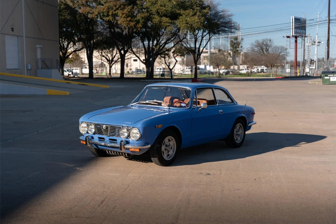 1974 Alfa Romeo 2000 GT Veloce - Image 7 of 31